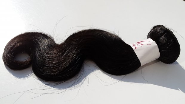 Braziliaanse golvende haar-weave (24 inch)