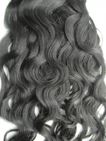 Braziliaanse Natuurlijk Golvende haar-weave (22 inch)